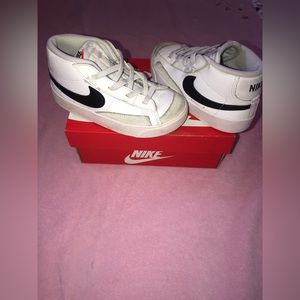 Shoes Nike white color size 10